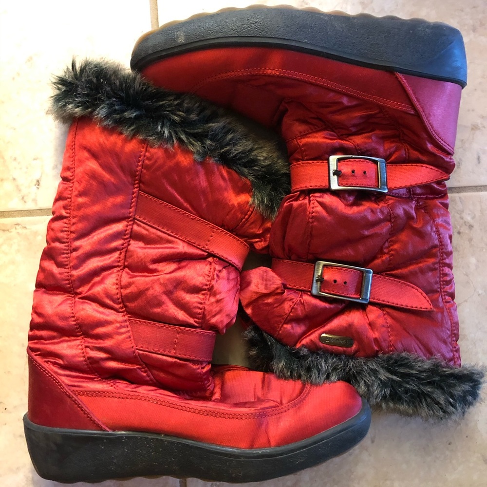 Red Faux Fur Womens Snow Boot